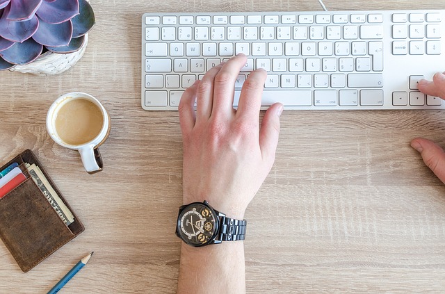 Sjednejte si půjčku online, rychle a bezpečně z pohodlí domova Sjednejte si půjčku online, rychle a bezpečně z pohodlí domova