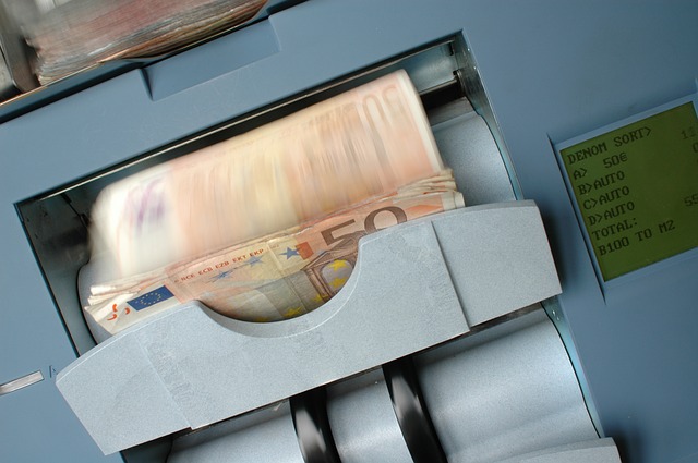 Strojírenství čeká látání děr Strojírenství čeká látání děr